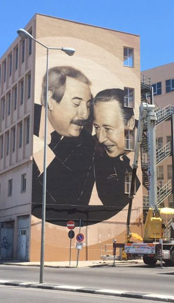 Murales a Palermo che raffigura Giovanni Falcone e Paolo Borsellino